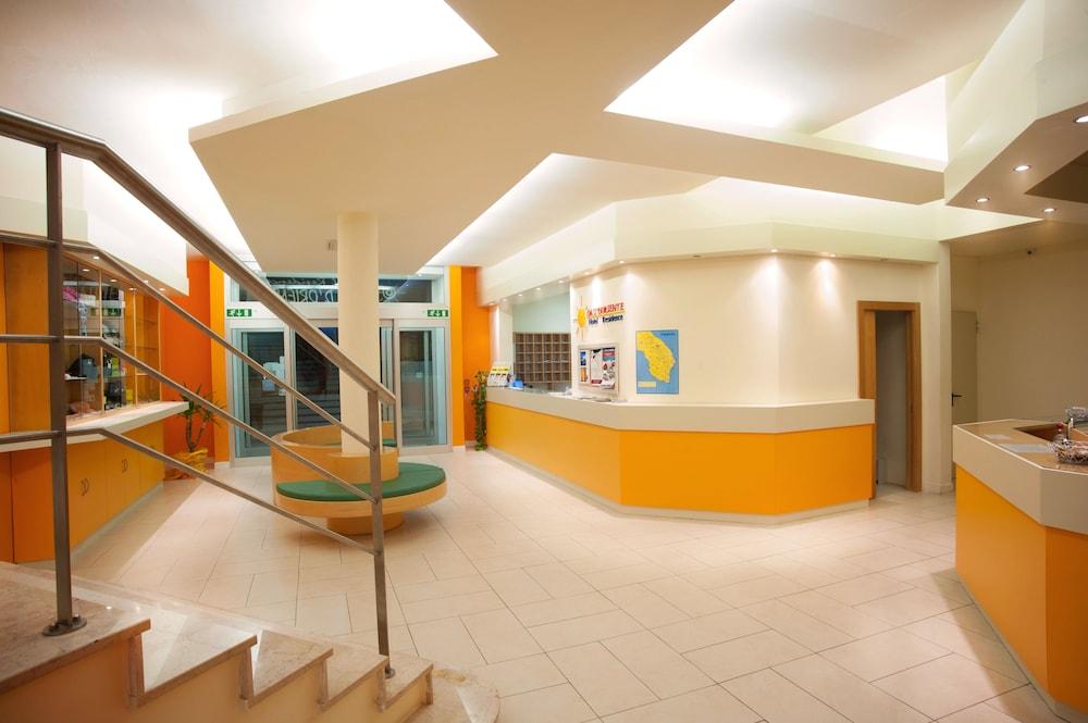 Oasi D'Oriente Aparthotel Санта Чезареа Терме Екстериор снимка