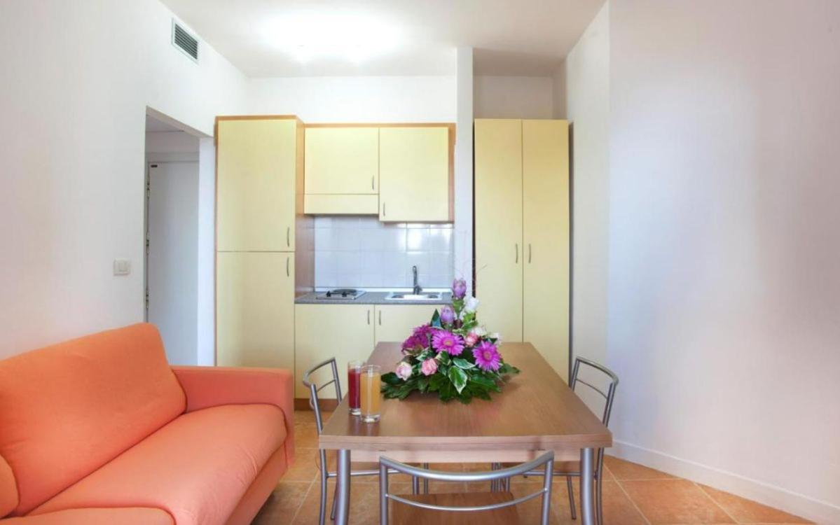 Oasi D'Oriente Aparthotel Санта Чезареа Терме Екстериор снимка