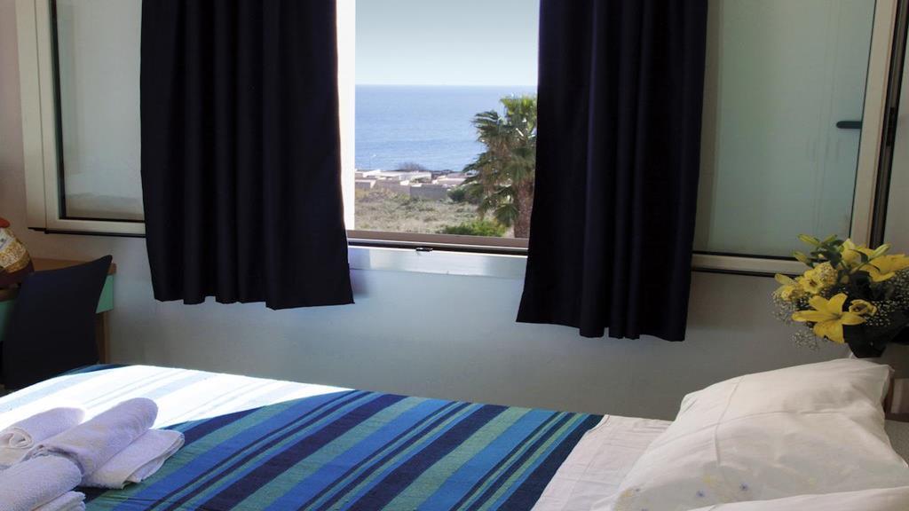 Oasi D'Oriente Aparthotel Санта Чезареа Терме Екстериор снимка